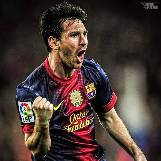 Dünyanın en iyi profesyonel futbolcusu sizce kimdir ? - Soru Fotoğrafı